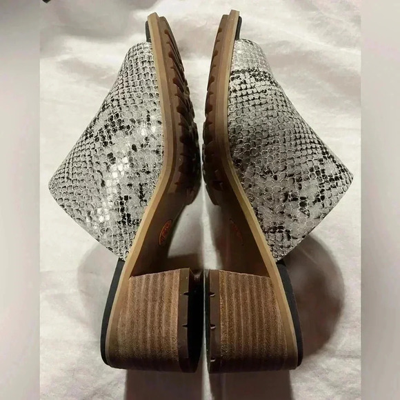 [8]Timberland Ortholite Laguna Shore Mule Clog Gray Snakeskin Block Heel Sandals - Picture 5 of 6